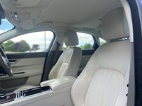 USED 2016 16 JAGUAR XF 2.0 PORTFOLIO 4d 177 BHP Ivory Heated/Memory Leather