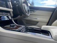 USED 2016 16 JAGUAR XF 2.0 PORTFOLIO 4d 177 BHP Ivory Heated/Memory Leather