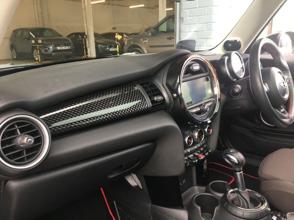 USED 2014 64 MINI HATCH COOPER 2.0 COOPER S 3d 189 BHP 