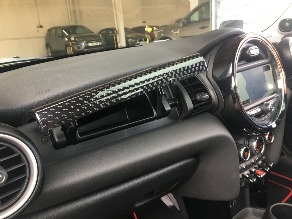 USED 2014 64 MINI HATCH COOPER 2.0 COOPER S 3d 189 BHP 