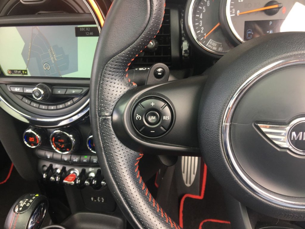 USED 2014 64 MINI HATCH COOPER 2.0 COOPER S 3d 189 BHP 