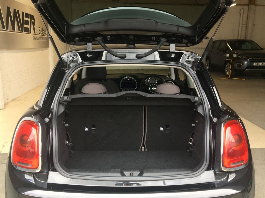 USED 2014 64 MINI HATCH COOPER 2.0 COOPER S 3d 189 BHP 