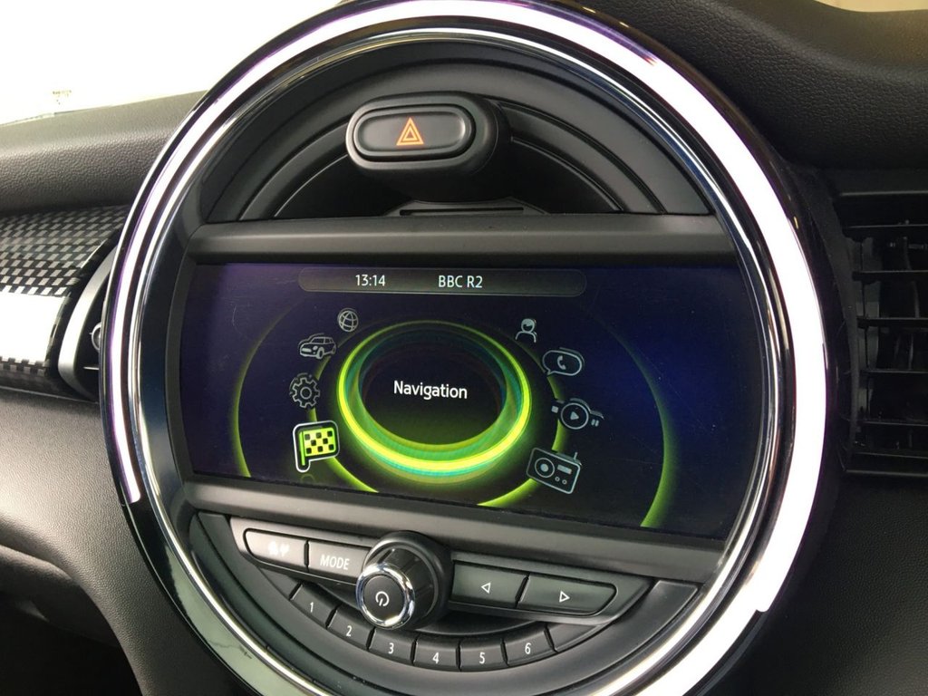 USED 2014 64 MINI HATCH COOPER 2.0 COOPER S 3d 189 BHP 
