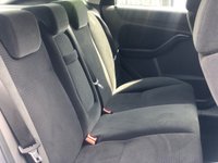 USED 2005 05 FORD FOCUS 1.6 GHIA 16V 5d 116 BHP 