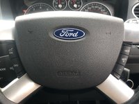 USED 2005 05 FORD FOCUS 1.6 GHIA 16V 5d 116 BHP 