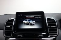 USED 2016 66 MERCEDES-BENZ GLE-CLASS 3.0 GLE 350 D 4MATIC AMG LINE 4d AUTO 255 BHP APPLE CAR PLAY + HEATED SEATS