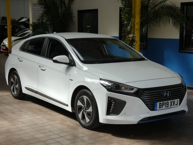 2019 19 Hyundai Ioniq 1.6 PREMIUM SE 5d 140 BHP