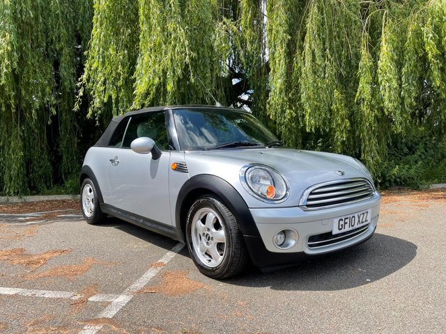 2010 10 MINI Convertible 1.6 COOPER 2d 122 BHP