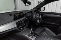 USED 2018 67 BMW 5 SERIES 3.0 530D XDRIVE M SPORT 4d 261 BHP VIRTUAL DASH+BOWERS&WILKINS