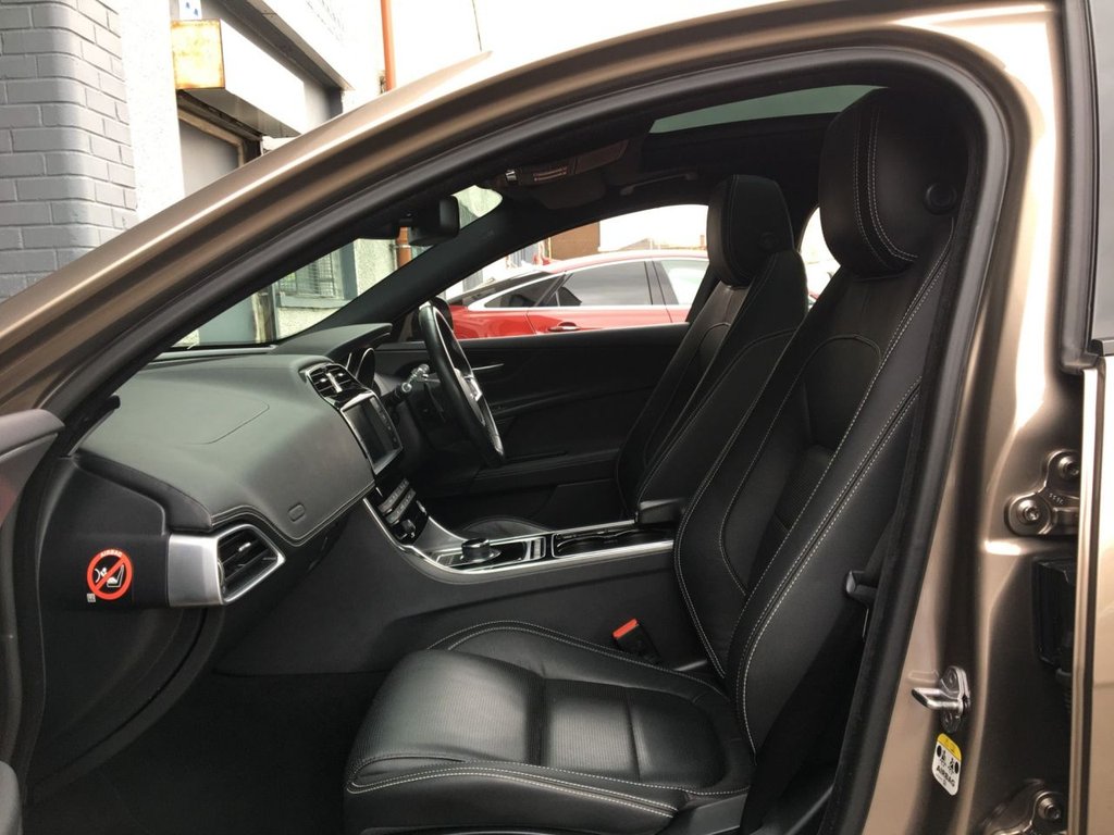 USED 2016 16 JAGUAR XE 2.0 R-SPORT D AWD 4d 178 BHP 