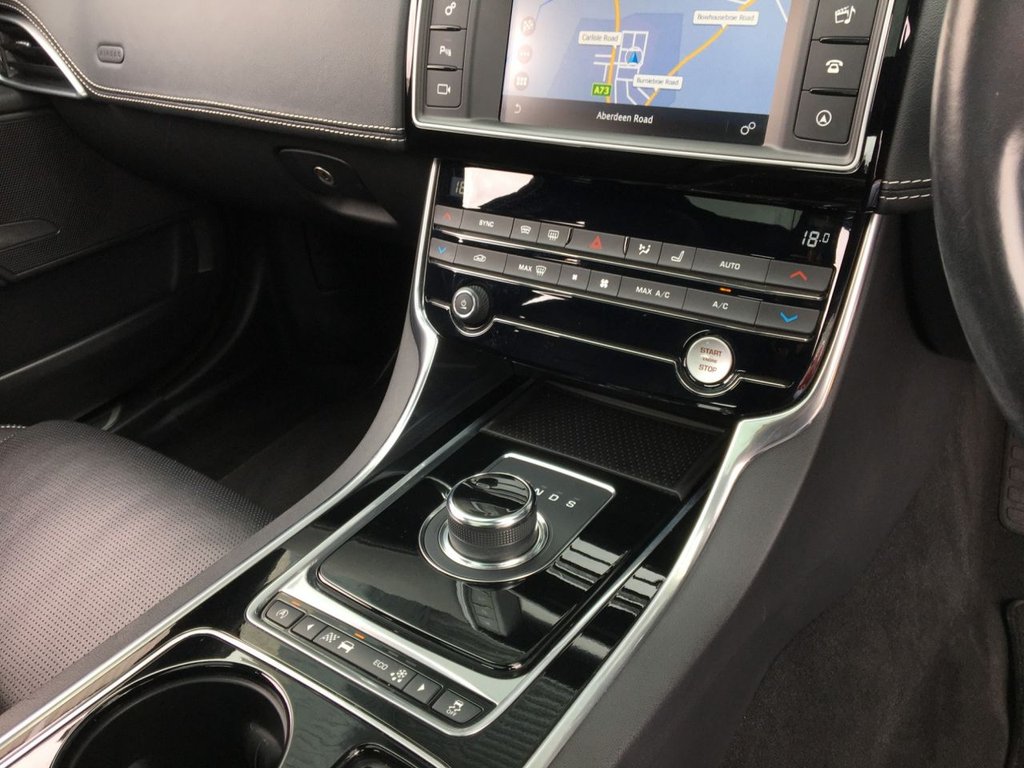 USED 2016 16 JAGUAR XE 2.0 R-SPORT D AWD 4d 178 BHP 
