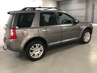 USED 2009 59 LAND ROVER FREELANDER 2.2 TD4 HSE 5d 159 BHP * PRIVACY GLASS * CLIMATE CONTROL * LEATHER TRIM * PARKING SENSORS * PAN ROOF *  MOT DEC * 2 KEYS *