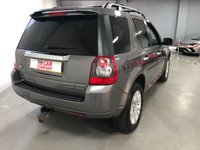 USED 2009 59 LAND ROVER FREELANDER 2.2 TD4 HSE 5d 159 BHP * PRIVACY GLASS * CLIMATE CONTROL * LEATHER TRIM * PARKING SENSORS * PAN ROOF *  MOT DEC * 2 KEYS *