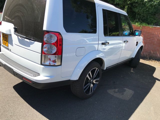 View our LAND ROVER DISCOVERY