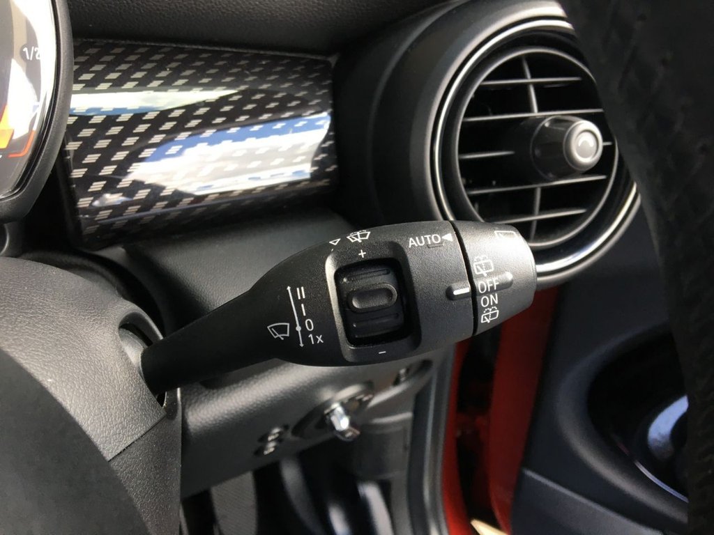 USED 2017 67 MINI HATCH COOPER 2.0 COOPER S 3d 189 BHP 