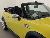 USED 2010 60 MINI CONVERTIBLE 1.6 COOPER D 2d 112 BHP Sports seats