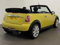 USED 2010 60 MINI CONVERTIBLE 1.6 COOPER D 2d 112 BHP Sports seats