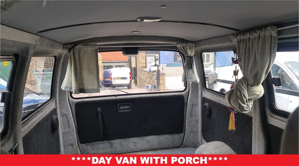View our TOYOTA HI-ACE