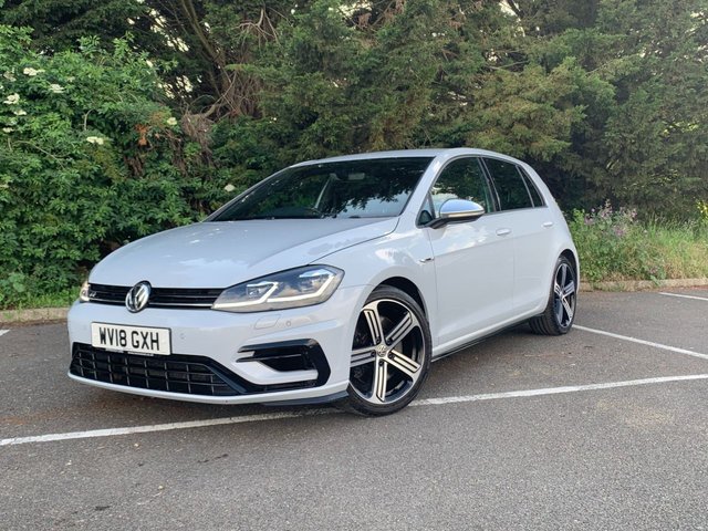 View our VOLKSWAGEN GOLF