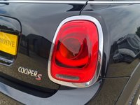 USED 2017 17 MINI HATCH COOPER 2.0 COOPER S 5d 189 BHP CHILLI PACK MEDIA XL