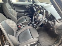 USED 2017 17 MINI HATCH COOPER 2.0 COOPER S 5d 189 BHP CHILLI PACK MEDIA XL