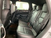 USED 2011 T PORSCHE CAYENNE 3.0 S HYBRID TIPTRONIC S 5d 333 BHP REAR ENTERTAINMENT, PIRELLI TYRES