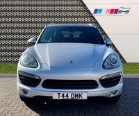USED 2011 T PORSCHE CAYENNE 3.0 S HYBRID TIPTRONIC S 5d 333 BHP REAR ENTERTAINMENT, PIRELLI TYRES