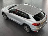 USED 2011 T PORSCHE CAYENNE 3.0 S HYBRID TIPTRONIC S 5d 333 BHP REAR ENTERTAINMENT, PIRELLI TYRES
