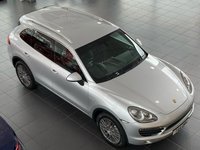 USED 2011 T PORSCHE CAYENNE 3.0 S HYBRID TIPTRONIC S 5d 333 BHP REAR ENTERTAINMENT, PIRELLI TYRES