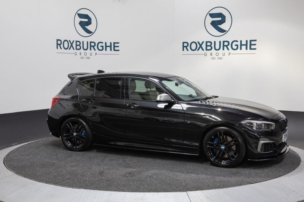 18 Bmw 1 Series M140i Shadow Edition 24 750