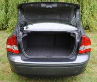 USED 2005 55 VOLVO S40 1.6 S 4d 100 BHP www.suffolkcarcentre.co.uk - Located at Ilketshall