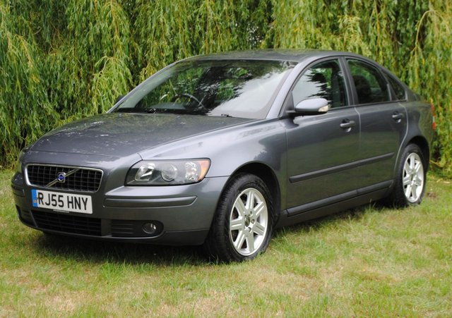 2005 55 Volvo S40 1.6 S 4d 100 BHP