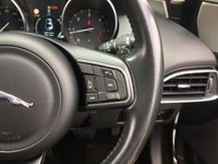 USED 2016 66 JAGUAR XE 2.0 PRESTIGE 4d 161 BHP 