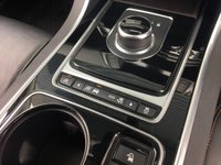USED 2016 66 JAGUAR XE 2.0 PRESTIGE 4d 161 BHP 