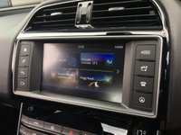 USED 2016 66 JAGUAR XE 2.0 PRESTIGE 4d 161 BHP 