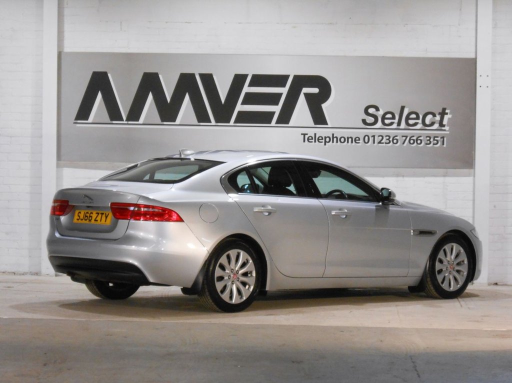 USED 2016 66 JAGUAR XE 2.0 PRESTIGE 4d 161 BHP 