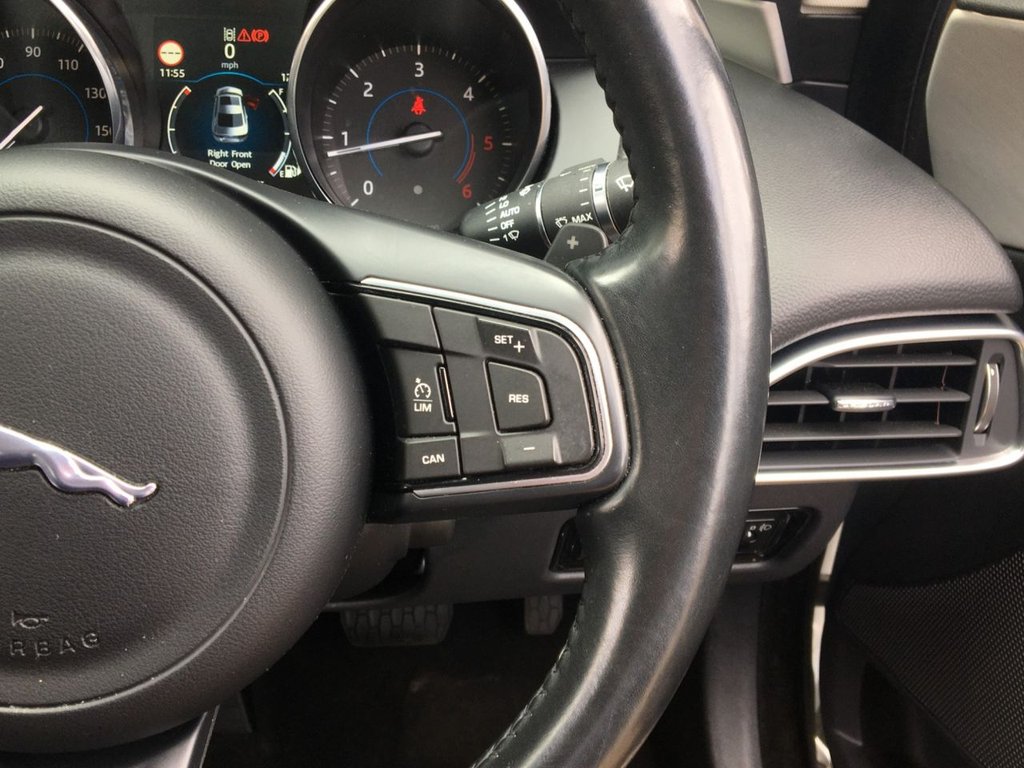 USED 2016 66 JAGUAR XE 2.0 PRESTIGE 4d 161 BHP 