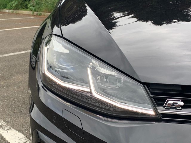View our VOLKSWAGEN GOLF