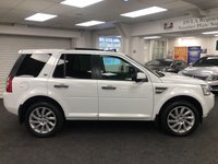 USED 2011 61 LAND ROVER FREELANDER LAND ROVER FREELANDER 2 2.2 SD4 4X4 AUTO HSE ***FUJI WHITE*** FREE UK DELIVERY*VIDEO AVAILABLE* FINANCE ARRANGED* PART EX*HPI CLEAR