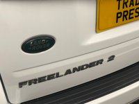 USED 2011 61 LAND ROVER FREELANDER LAND ROVER FREELANDER 2 2.2 SD4 4X4 AUTO HSE ***FUJI WHITE*** FREE UK DELIVERY*VIDEO AVAILABLE* FINANCE ARRANGED* PART EX*HPI CLEAR