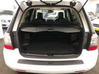 USED 2011 61 LAND ROVER FREELANDER LAND ROVER FREELANDER 2 2.2 SD4 4X4 AUTO HSE ***FUJI WHITE*** FREE UK DELIVERY*VIDEO AVAILABLE* FINANCE ARRANGED* PART EX*HPI CLEAR
