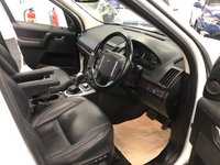 USED 2011 61 LAND ROVER FREELANDER LAND ROVER FREELANDER 2 2.2 SD4 4X4 AUTO HSE ***FUJI WHITE*** FREE UK DELIVERY*VIDEO AVAILABLE* FINANCE ARRANGED* PART EX*HPI CLEAR