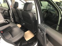USED 2011 61 LAND ROVER FREELANDER LAND ROVER FREELANDER 2 2.2 SD4 4X4 AUTO HSE ***FUJI WHITE*** FREE UK DELIVERY*VIDEO AVAILABLE* FINANCE ARRANGED* PART EX*HPI CLEAR