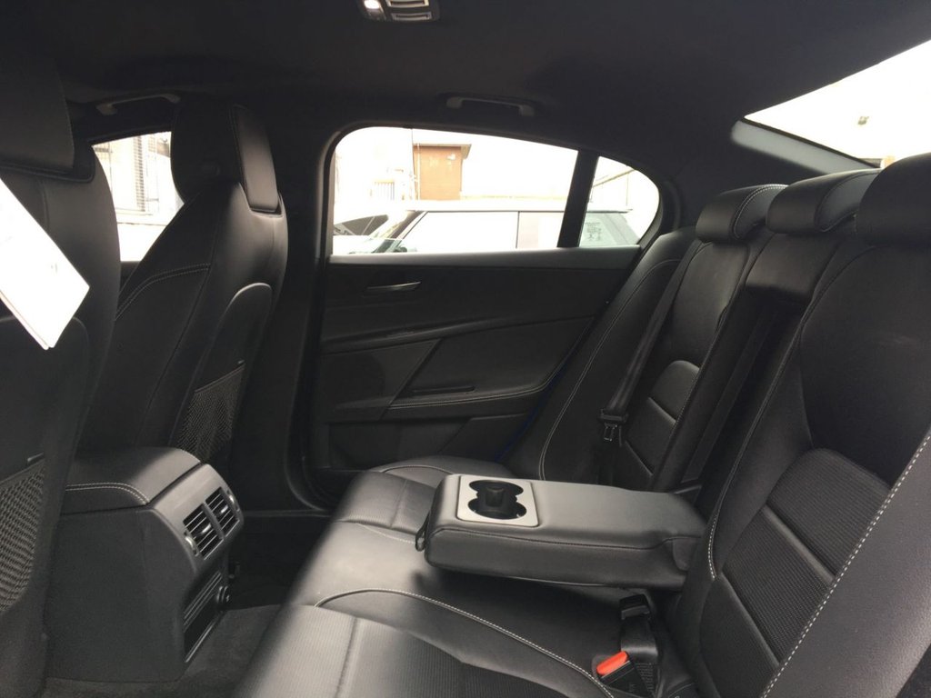 USED 2018 68 JAGUAR XE 2.0 R-SPORT 4d 198 BHP 