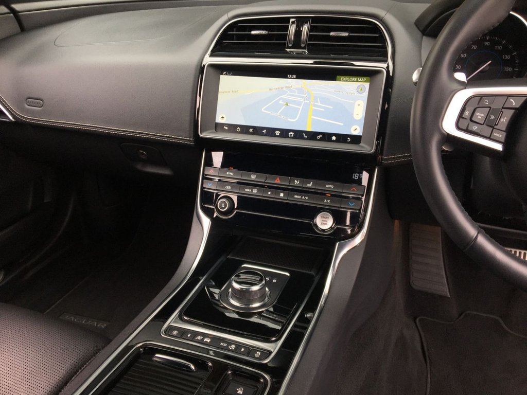 USED 2018 68 JAGUAR XE 2.0 R-SPORT 4d 198 BHP 