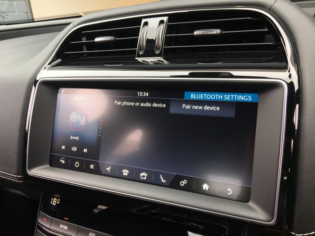 USED 2018 68 JAGUAR XE 2.0 R-SPORT 4d 198 BHP 