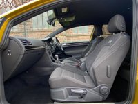 USED 2018 18 VOLKSWAGEN GOLF 2.0 R TSI DSG 3d 306 BHP 