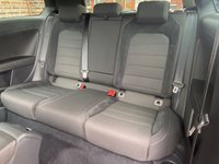 USED 2018 18 VOLKSWAGEN GOLF 2.0 R TSI DSG 3d 306 BHP 