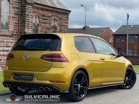 USED 2018 18 VOLKSWAGEN GOLF 2.0 R TSI DSG 3d 306 BHP 
