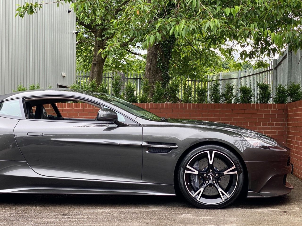 2018 18 ASTON MARTIN VANQUISH 6.0 V12 S T-TronIII 2dr (2+2)
